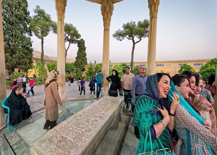 دليل السفر إلى مدينة شيراز ايران 3
